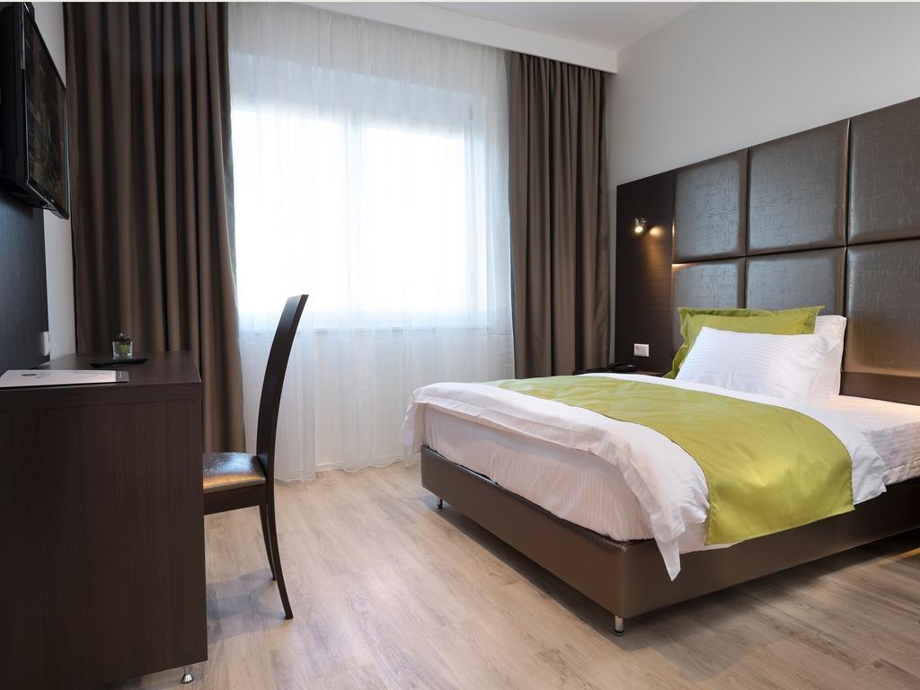 Boutique Hotel Bellevue Rheinfelden / Basel Екстериор снимка